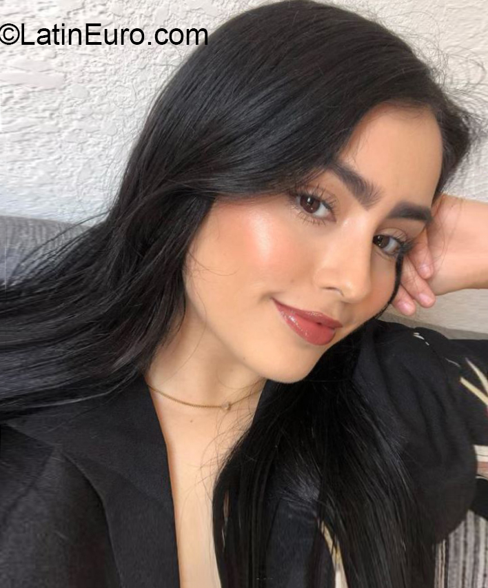 Date this beautiful Mexico girl Karen from Tijuana MX2462