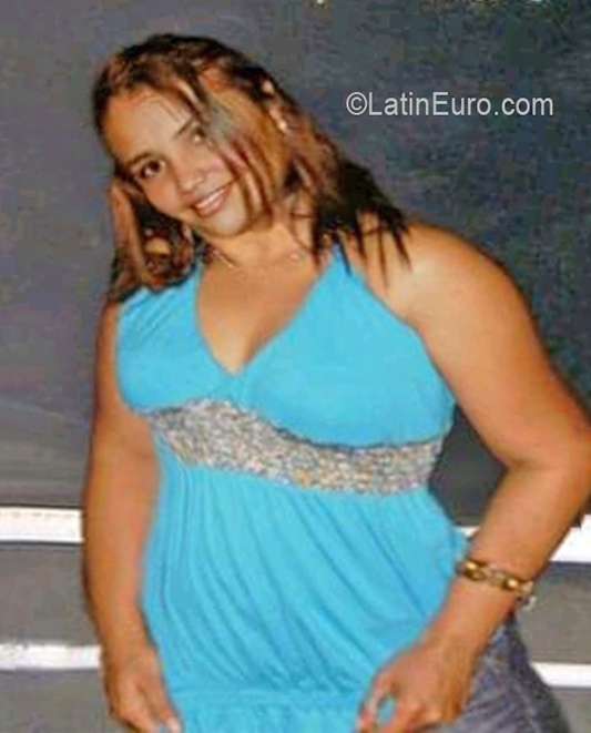 Date this voluptuous Venezuela girl Josefina G from Bolivar VE4060