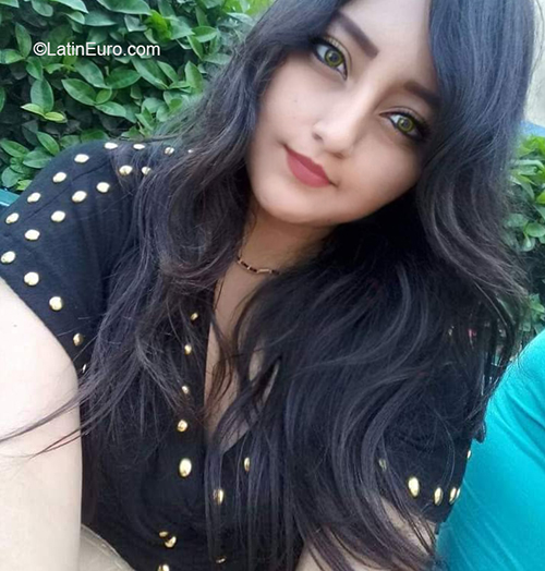 Date this athletic Ecuador girl Carolina from Machala EC856