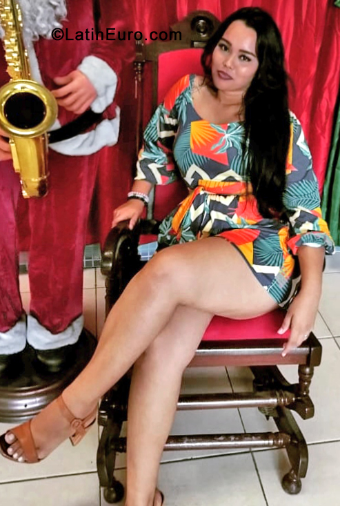 Date this athletic Brazil girl Dayane from Manaus BR11489