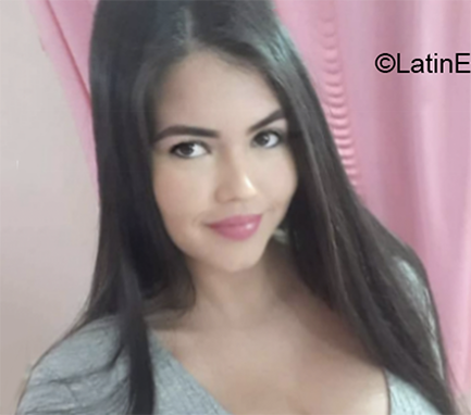 Date this delightful Cuba girl Danilka from Holguin CU840