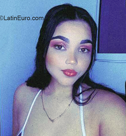 Date this sultry Colombia girl Angelica from Barranquilla CO30980