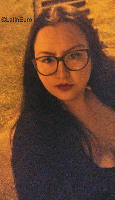Date this cute Colombia girl NAILYN from Medellin CO30998