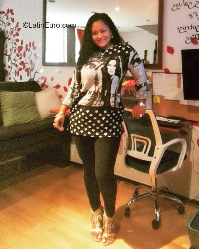 Date this georgeous Colombia girl Leydy from Tumaco CO31047