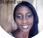 happy Cuba girl Yemny from Santiago De Cuba CU801