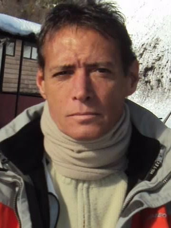 Date this tall Argentina man Claudio from Buenos Aires AR828