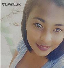 Date this athletic Dominican Republic girl Luisaury from Nagua DO40504