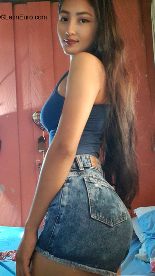 Date this passionate Colombia girl Thalia from Medellin CO31253