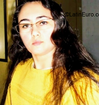 Date this happy Brazil girl Chrys from Belem BR11672