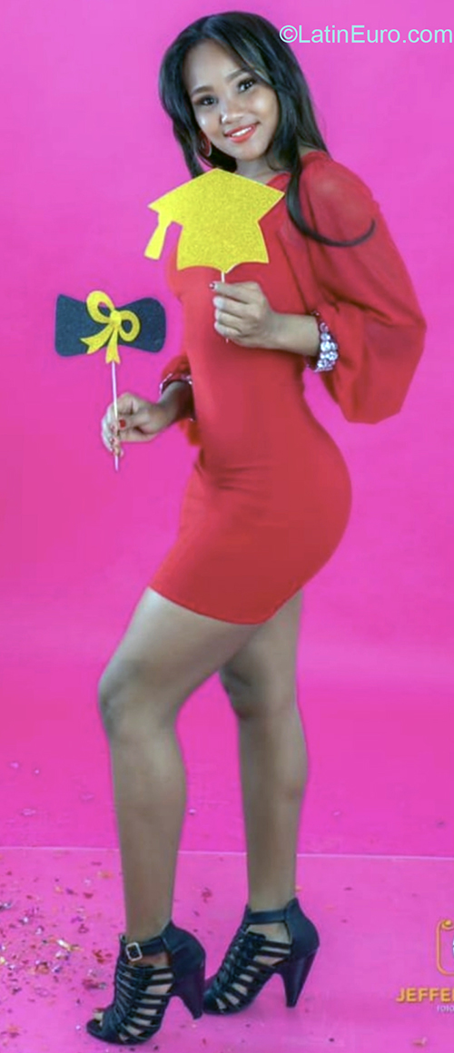 Date this funny Dominican Republic girl Estrella from Santo Domingo DO40603
