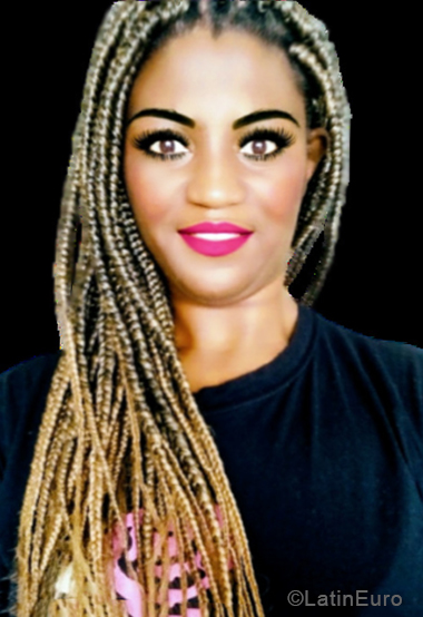 Date this beautiful Brazil girl Mari from Muriae BR11727