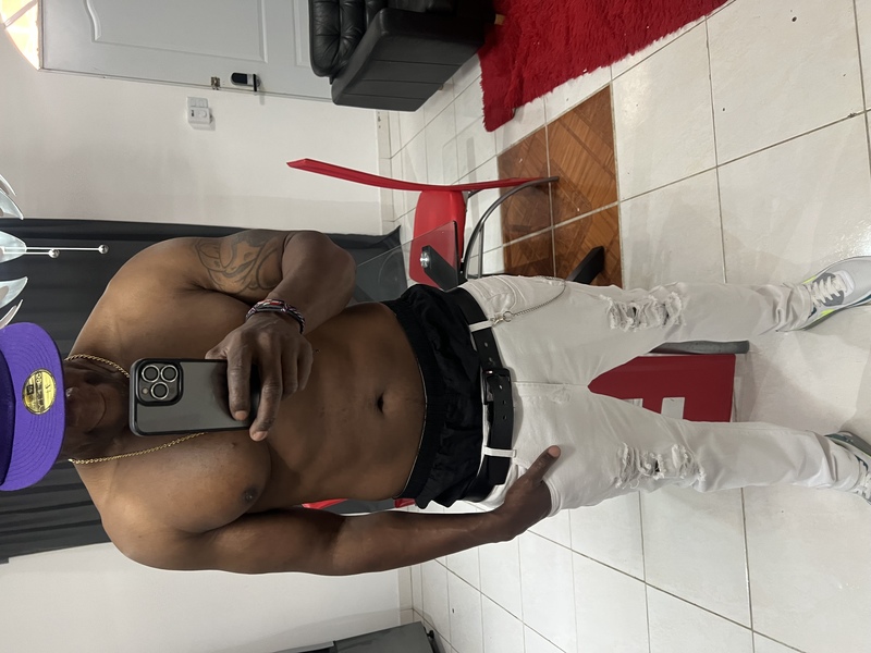 Date this delightful Canada man Shawn from Montreal CA870