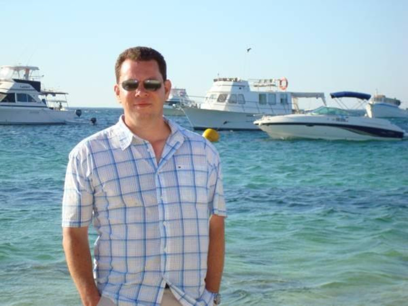 Date this gorgeous Australia man Simon from Perth AU357