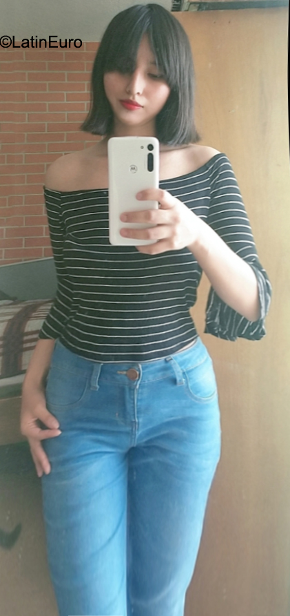 Date this young Mexico girl Dulce from Puebla MX2585