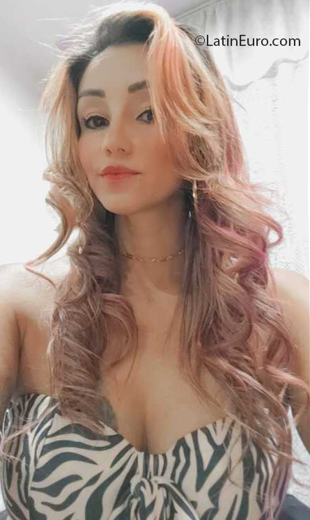 Date this exotic Colombia girl Monica from Bogota CO31629