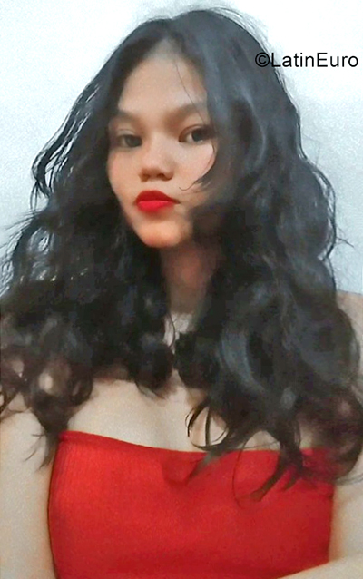 Date this cute Brazil girl Kelly from Manaus BR11829