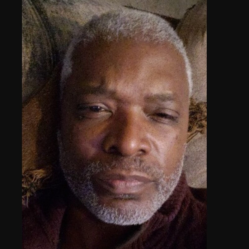 Date this happy United States man Luis from Dallas US21771
