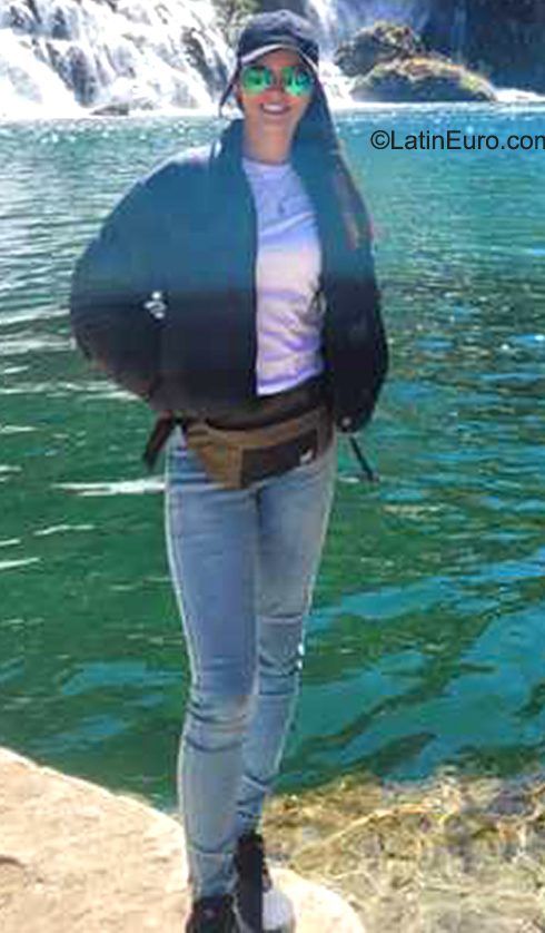 Date this hot Peru girl Susana from Lima PE2024