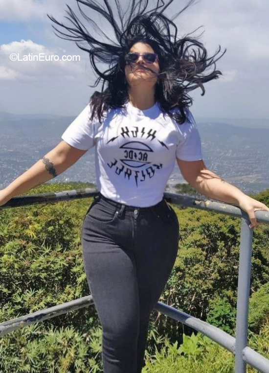 Date this good-looking Venezuela girl Edgli from Monagas VE4246