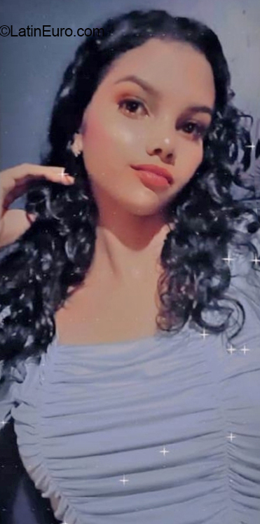 Date this cute Venezuela girl Yorgelis from Ojeda VE4252