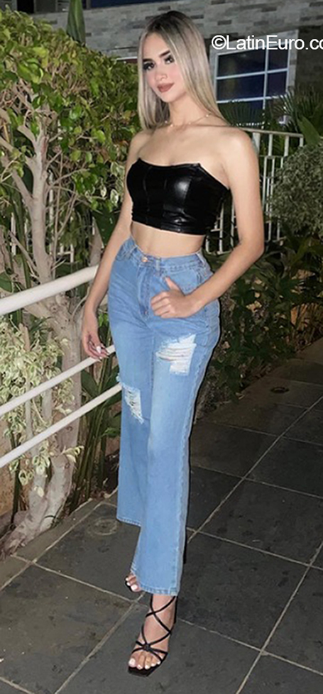 Date this good-looking Chile girl Mariangela from Santiago De Chile CL349