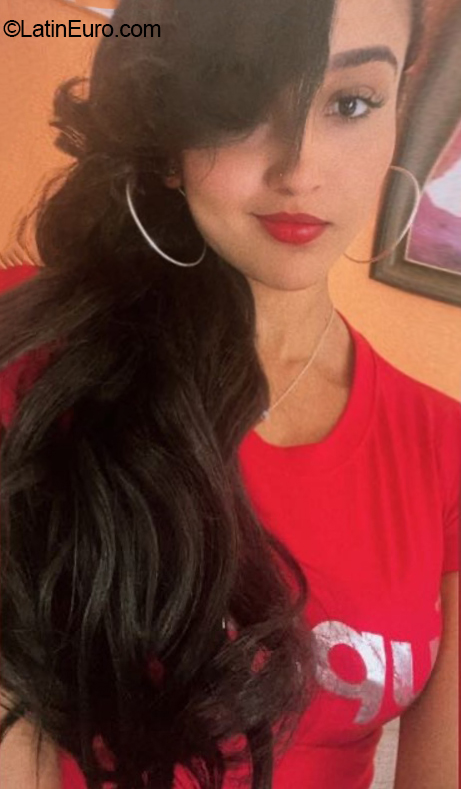 Date this fun Dominican Republic girl Yuleisy from Cotui DO40980