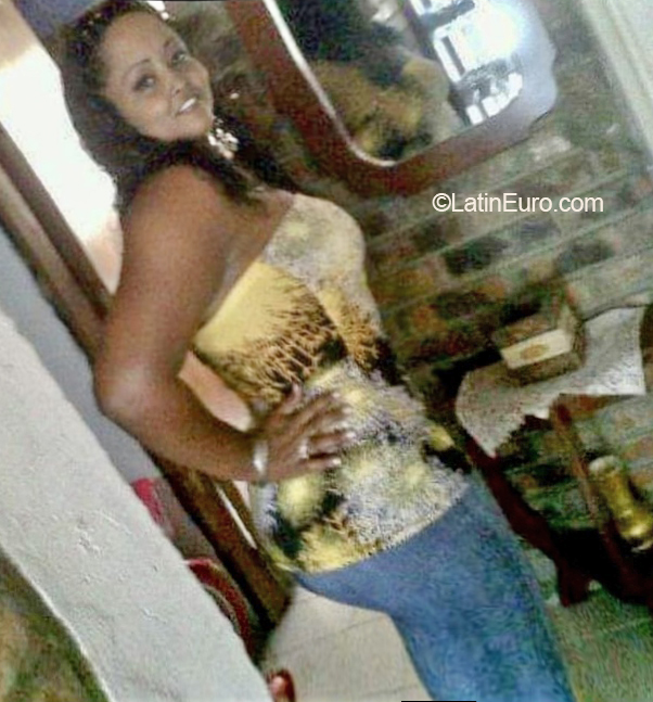 Date this tall Colombia girl Marisol from Santa Marta CO31958