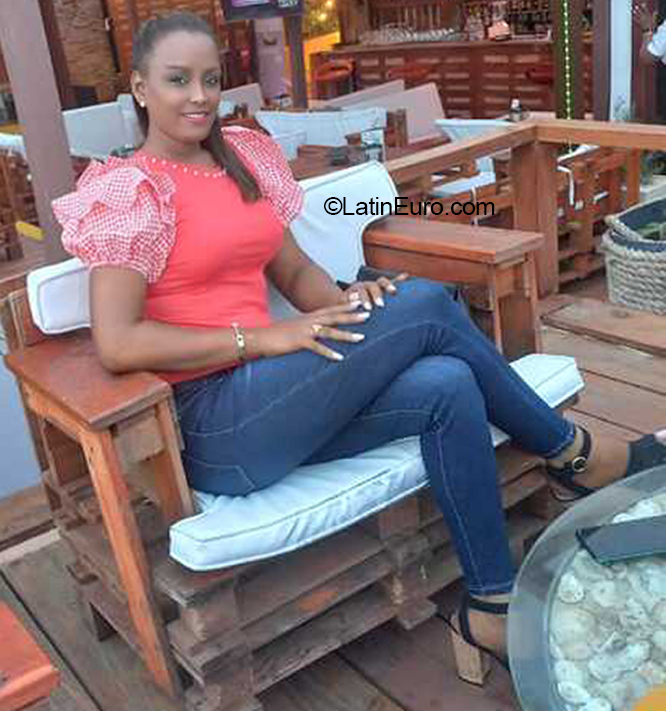 Date this passionate Dominican Republic girl Samanta from Puerto Plata DO40988