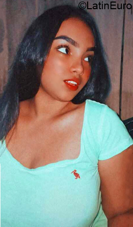 Date this cute Colombia girl Daniela from Bucaramanga CO32039