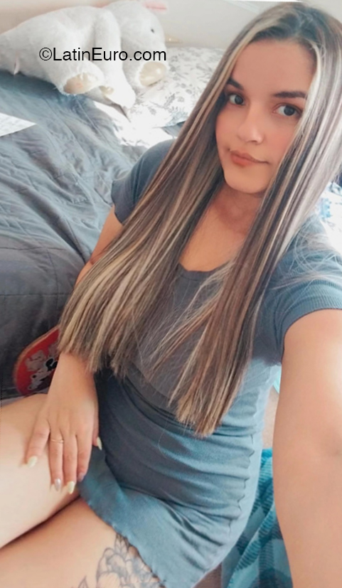 Date this young Venezuela girl Nicole from Maracaibo VE4293