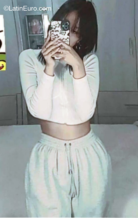 Date this attractive Argentina girl Mayda from Bahia Blanca AR902