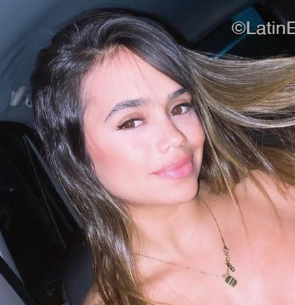 Date this good-looking Colombia girl Keyliana from Bogota CO32156