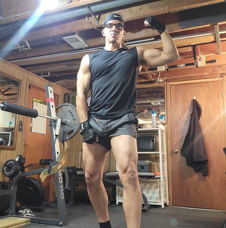 Date this cute United States man Vid from Milwaukee US21947