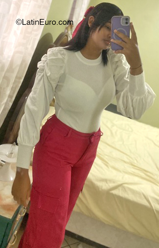 Date this happy Dominican Republic girl Danilcia from Santiago DO41207