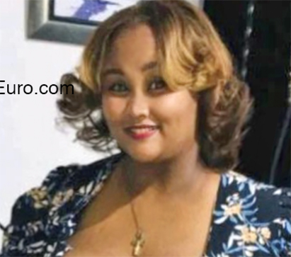 Date this pretty Dominican Republic girl Juri from Santo Domingo DO42988