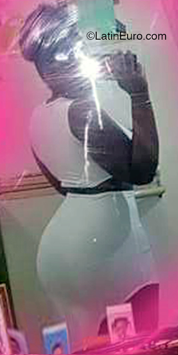 Date this delightful Dominican Republic girl Nathalia from Santo Domingo DO44004