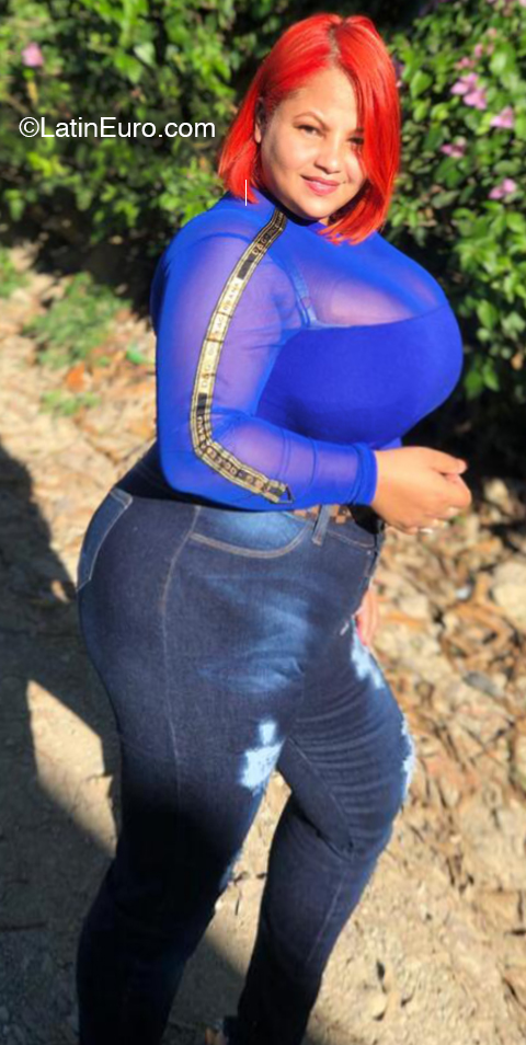 Date this pretty Dominican Republic girl Rafelinala from Santiago DO45053