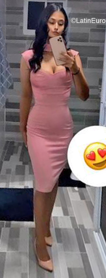 Date this charming Dominican Republic girl Estefani from Puerto Plata DO46117