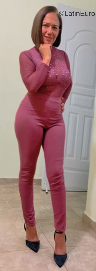Date this good-looking Dominican Republic girl Rosanna from San Pedro De Macoris DO46535