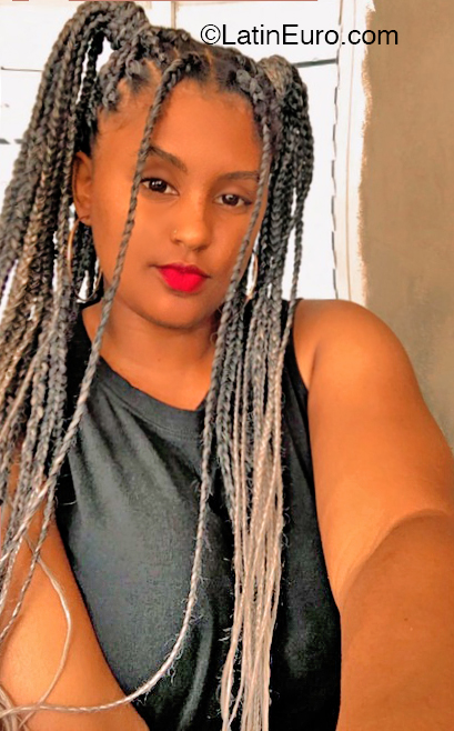 Date this pretty Dominican Republic girl Yermi from Las Matas De Santa Cruz DO56078