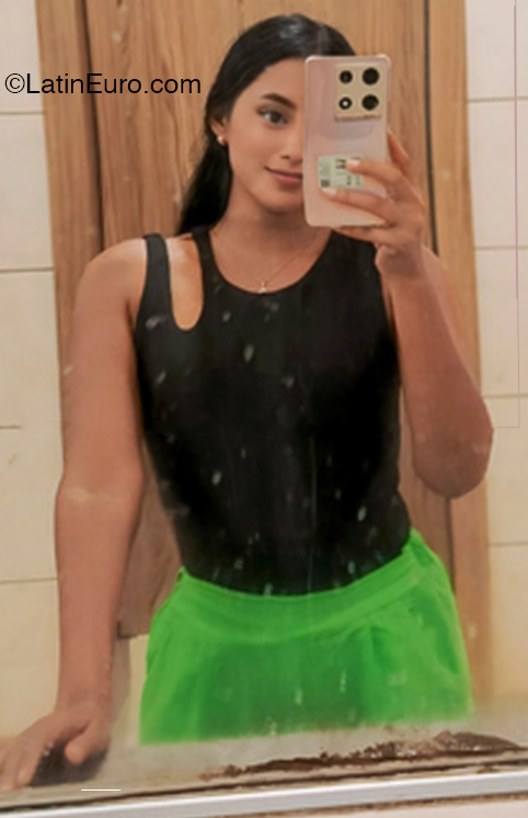 Date this good-looking Ecuador girl Lilibeth from Babahoyo EC1042