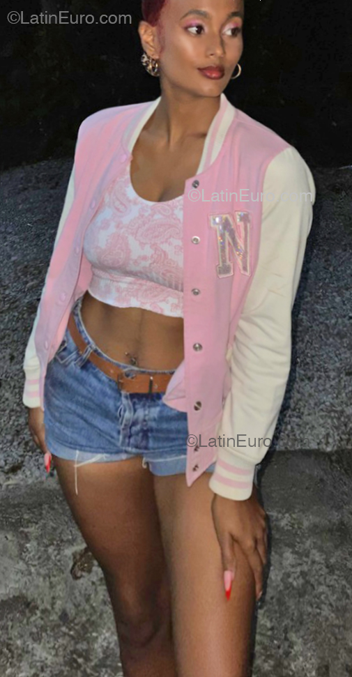 Date this passionate Dominican Republic girl Rosali from Santo Domingo DO52725