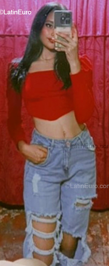 Date this hard body Venezuela girl Raicel from Trujillo VE5064