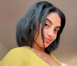 Date this attractive United States girl Yojeily from New York US24525