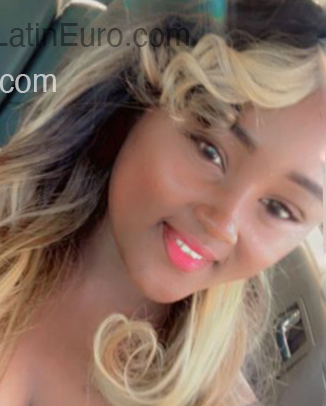 Date this passionate Dominican Republic girl Luz from Santo Domingo DO53935