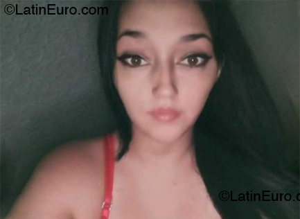 Date this beautiful Colombia girl Maite from Bucaramannga CO33176