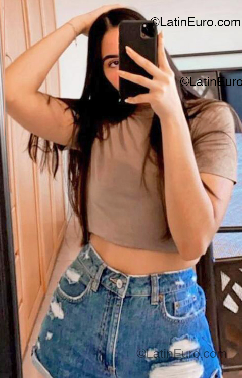 Date this charming Colombia girl Camila from Medellin CO33186