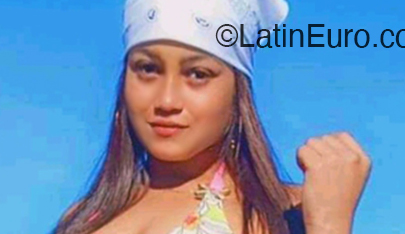 Date this happy Venezuela girl Keily from Caracas VE5133