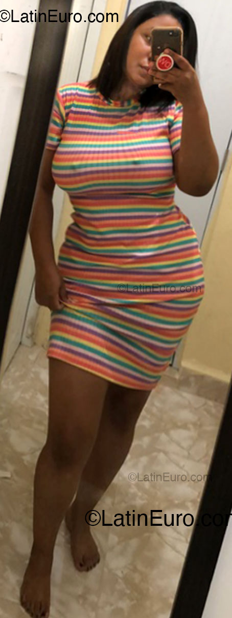 Date this hot Dominican Republic girl Maria from Santiago DO57051