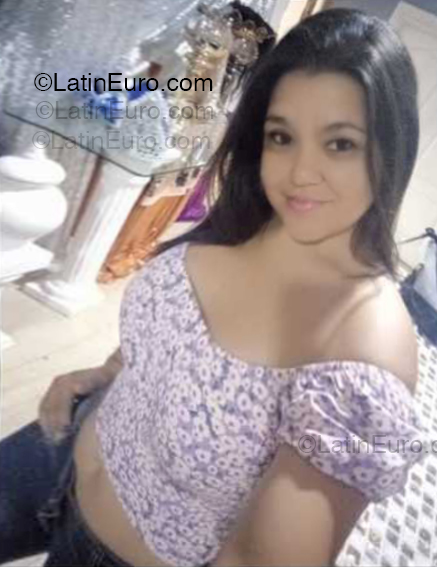Date this passionate Venezuela girl Johana from Maracay VE5244
